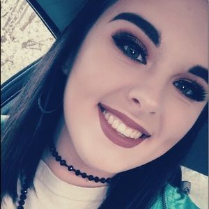 Meet your Posher, Loren